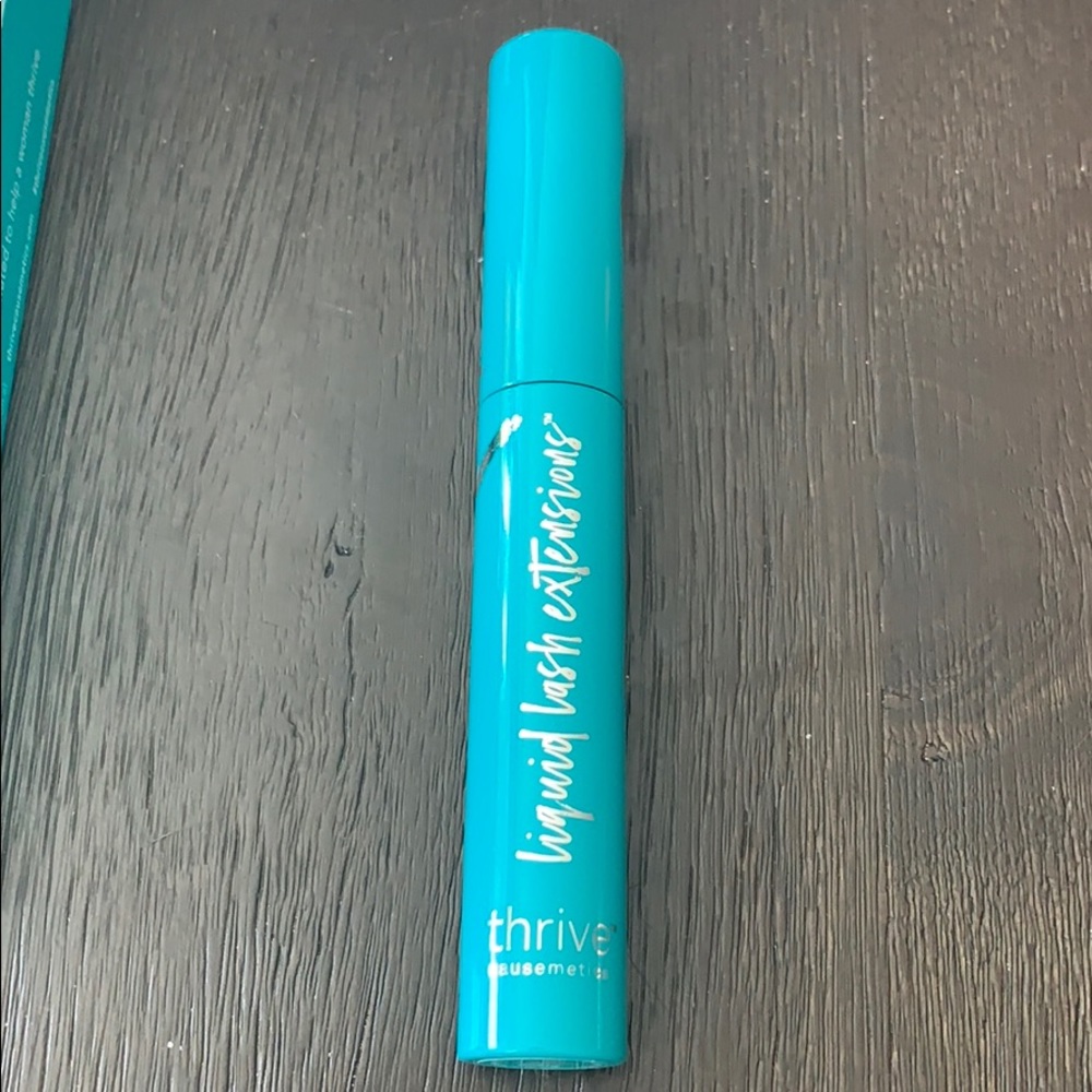 Thrive Mascara rich black- liquid lash extensions